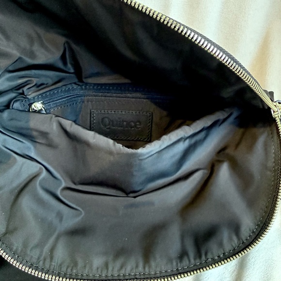 NWT Quince Revive Nylon Foldover Crossbody in Black - Picture 6 of 9